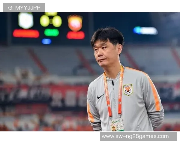 李霄鹏行将重返鲁能执教，提前为老东家敲定三名实力大将，引发广泛重视